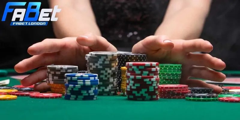 Khi nào nên All in Poker? Sử dụng chiến thuật khôn ngoan