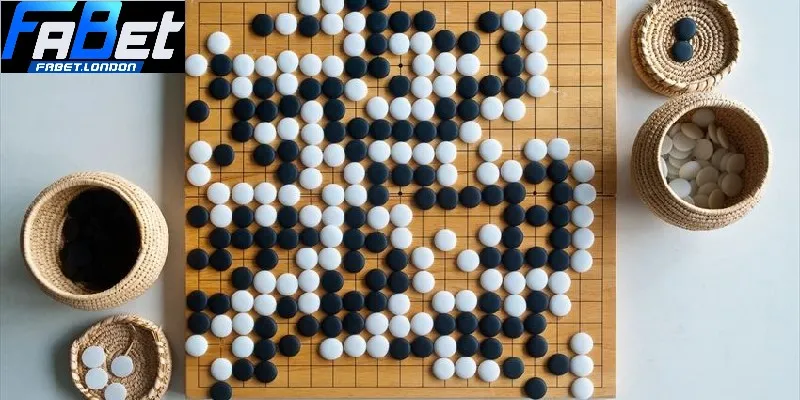 Cờ vây là trò chơi được nhiều thành viên yêu thích tham gia