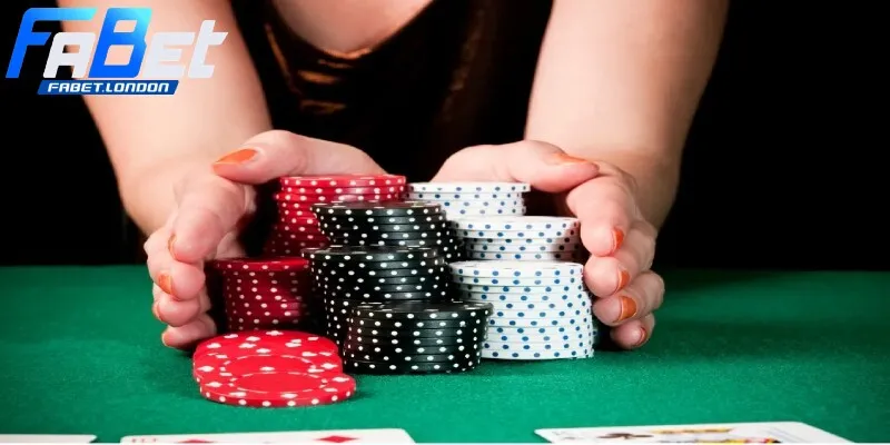 Mất toàn bộ tiền là rủi ro lớn nhất khi all in trong poker
